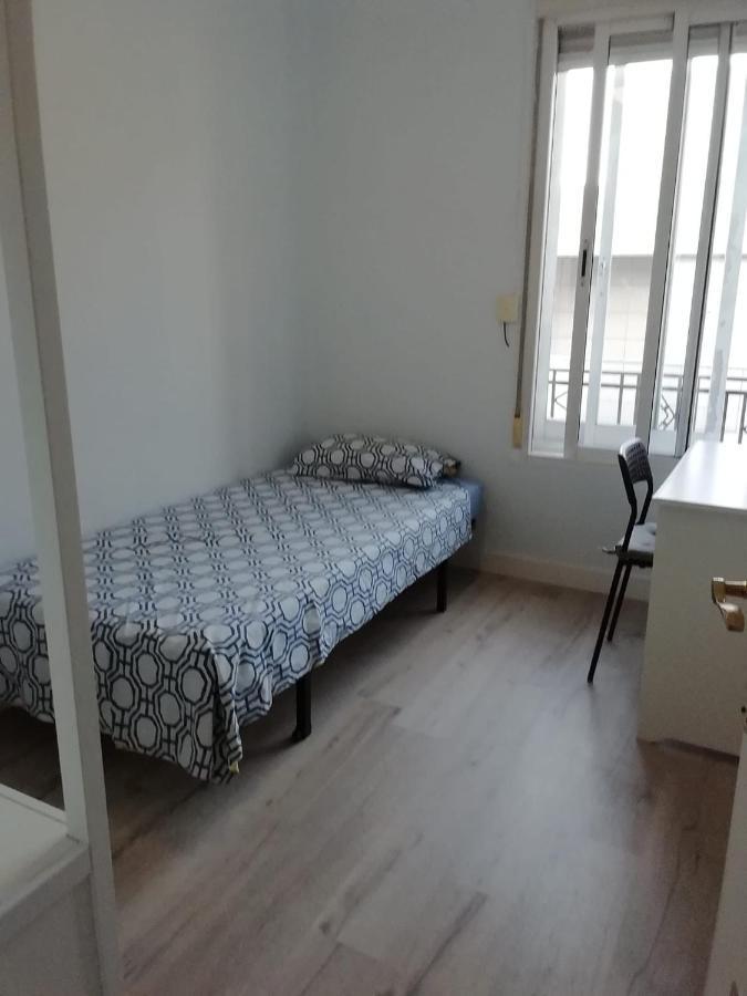 Habitaciones Luminosas Y Acogedoras มาดริด ภายนอก รูปภาพ