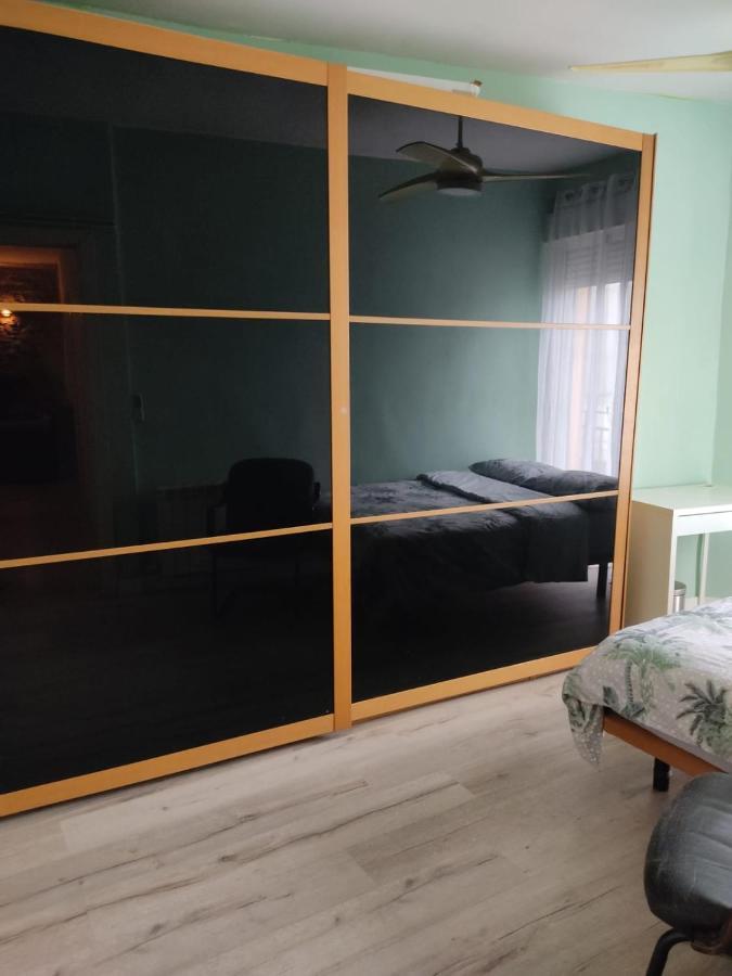 Habitaciones Luminosas Y Acogedoras มาดริด ภายนอก รูปภาพ