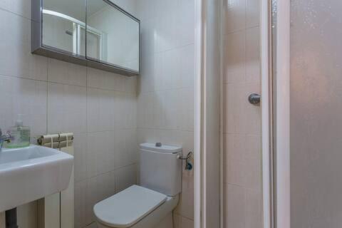 Habitaciones Luminosas Y Acogedoras มาดริด ภายนอก รูปภาพ